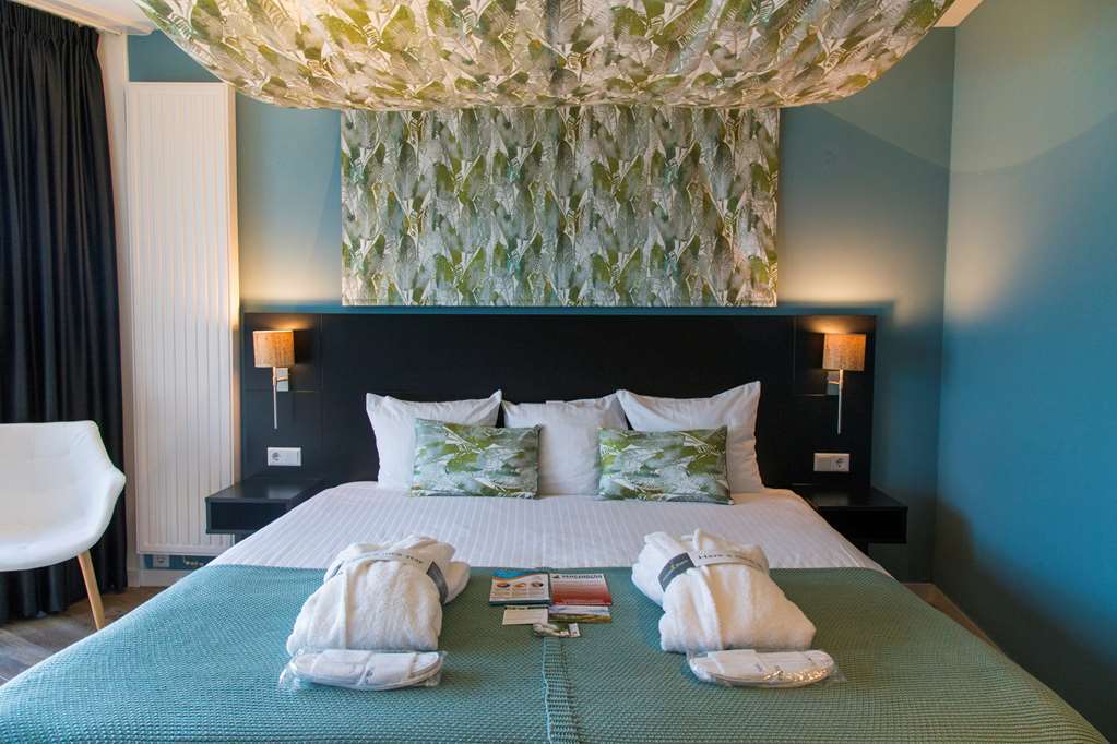 Strandhotel Westduin 4*